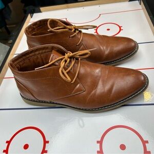 London Fog Blackburn Chukka Men’s Boots Shoes Size 10.5 Memory Foam‎ Color Brown